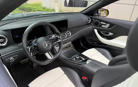Mercedes-Benz E-Класс, 2022 год, 5 320 000 рублей, 8 фотография