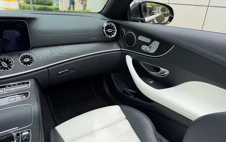 Mercedes-Benz E-Класс, 2022 год, 5 320 000 рублей, 9 фотография