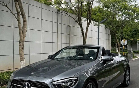 Mercedes-Benz E-Класс, 2022 год, 5 320 000 рублей, 23 фотография