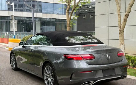 Mercedes-Benz E-Класс, 2022 год, 5 320 000 рублей, 31 фотография