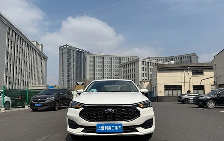 Ford Escort, 2022 год, 1 000 000 рублей, 8 фотография