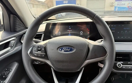 Ford Escort, 2022 год, 1 000 000 рублей, 7 фотография