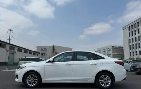 Ford Escort, 2022 год, 1 000 000 рублей, 26 фотография
