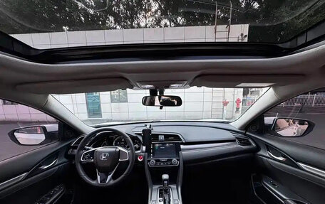 Honda Civic, 2021 год, 1 400 000 рублей, 4 фотография