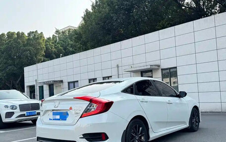 Honda Civic, 2021 год, 1 400 000 рублей, 2 фотография
