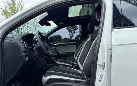 Volkswagen T-Roc I, 2024 год, 1 981 840 рублей, 8 фотография