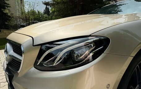 Mercedes-Benz E-Класс, 2018 год, 3 750 000 рублей, 10 фотография