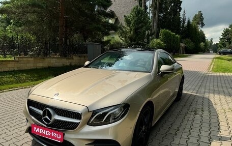 Mercedes-Benz E-Класс, 2018 год, 3 750 000 рублей, 5 фотография