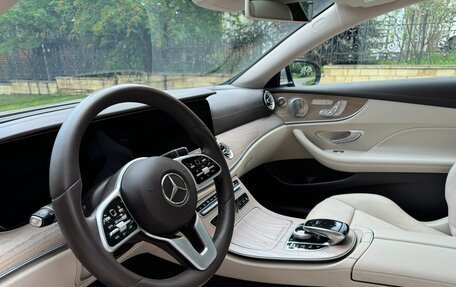 Mercedes-Benz E-Класс, 2018 год, 3 750 000 рублей, 23 фотография