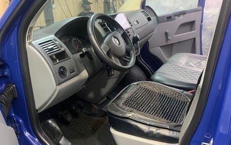 Volkswagen Transporter T5 рестайлинг, 2008 год, 1 390 000 рублей, 8 фотография