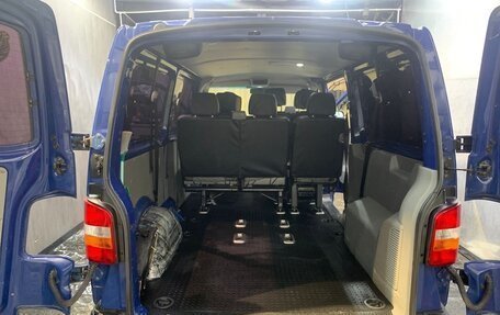 Volkswagen Transporter T5 рестайлинг, 2008 год, 1 390 000 рублей, 16 фотография