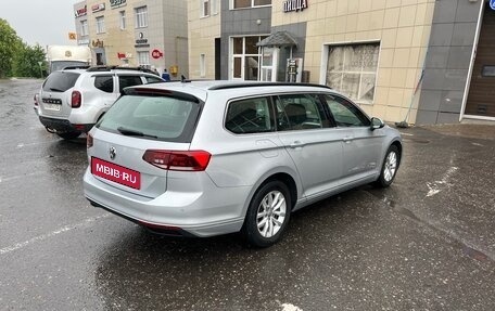 Volkswagen Passat B8 рестайлинг, 2019 год, 1 999 999 рублей, 4 фотография