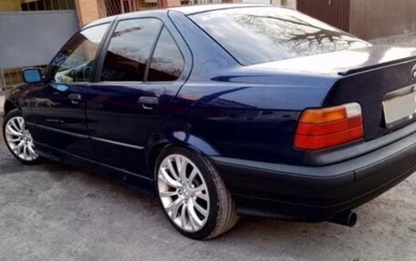 BMW 3 серия, 1994 год, 330 000 рублей, 7 фотография