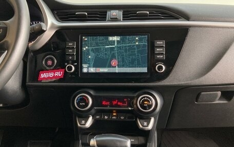 KIA Rio IV, 2021 год, 1 800 000 рублей, 11 фотография