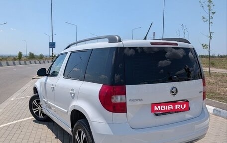 Skoda Yeti I рестайлинг, 2014 год, 1 150 000 рублей, 2 фотография