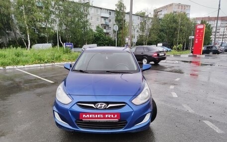 Hyundai Solaris II рестайлинг, 2012 год, 668 000 рублей, 2 фотография