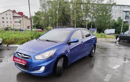 Hyundai Solaris II рестайлинг, 2012 год, 668 000 рублей, 3 фотография