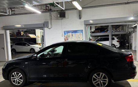 Volkswagen Jetta VI, 2013 год, 1 150 000 рублей, 2 фотография