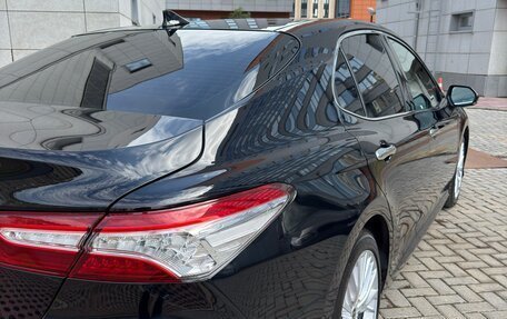 Toyota Camry, 2020 год, 3 400 000 рублей, 5 фотография
