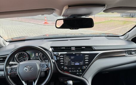 Toyota Camry, 2020 год, 3 400 000 рублей, 14 фотография