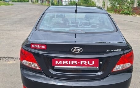 Hyundai Solaris II рестайлинг, 2013 год, 680 000 рублей, 4 фотография