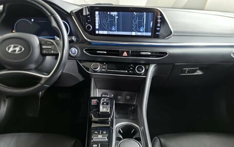 Hyundai Sonata VIII, 2020 год, 2 200 000 рублей, 14 фотография