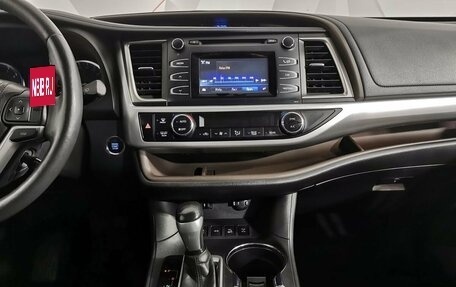 Toyota Highlander III, 2014 год, 2 505 000 рублей, 15 фотография