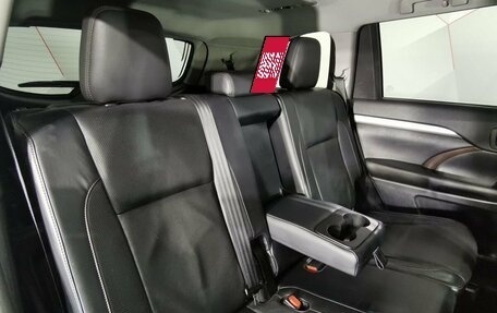 Toyota Highlander III, 2014 год, 2 505 000 рублей, 17 фотография