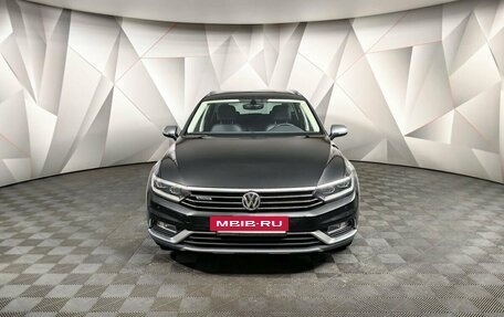 Volkswagen Passat B8 рестайлинг, 2018 год, 2 749 000 рублей, 7 фотография