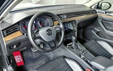 Volkswagen Passat B8 рестайлинг, 2018 год, 2 749 000 рублей, 19 фотография