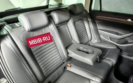 Volkswagen Passat B8 рестайлинг, 2018 год, 2 749 000 рублей, 17 фотография