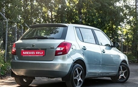 Skoda Fabia II, 2011 год, 630 000 рублей, 2 фотография