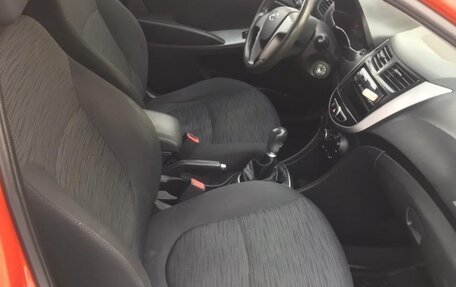 Hyundai Solaris II рестайлинг, 2015 год, 521 100 рублей, 4 фотография