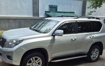 Toyota Land Cruiser Prado 150 рестайлинг 2, 2013 год, 3 000 000 рублей, 1 фотография