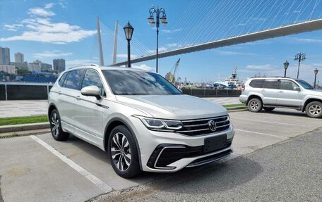 Volkswagen Tiguan II, 2021 год, 4 280 000 рублей, 14 фотография