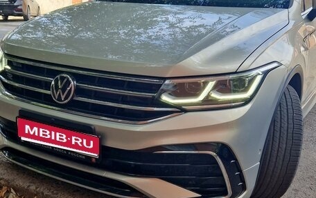 Volkswagen Tiguan II, 2021 год, 4 280 000 рублей, 19 фотография