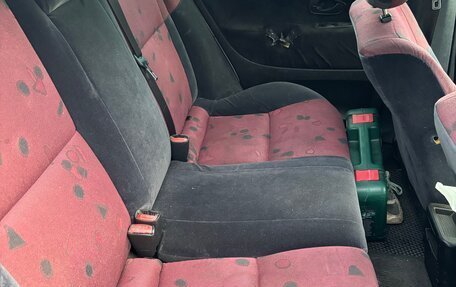 Mitsubishi Carisma I, 2000 год, 240 000 рублей, 7 фотография