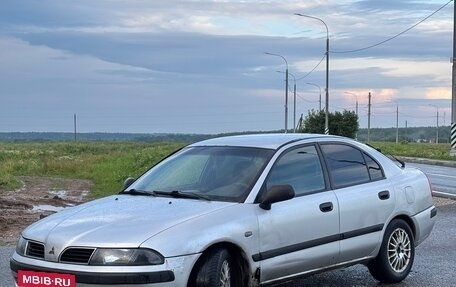 Mitsubishi Carisma I, 2000 год, 240 000 рублей, 2 фотография