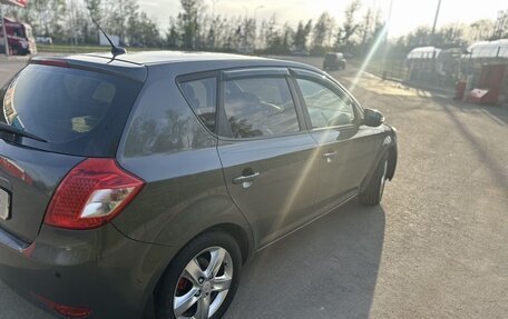 KIA cee'd I рестайлинг, 2010 год, 740 000 рублей, 8 фотография