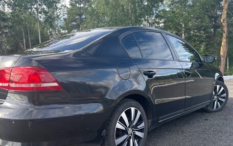 Volkswagen Passat B7, 2011 год, 950 000 рублей, 3 фотография