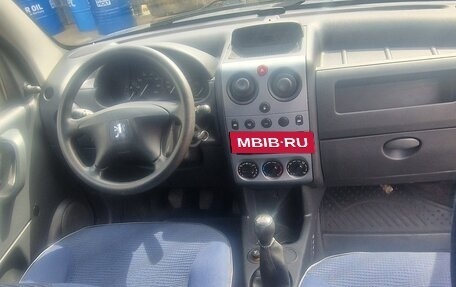 Peugeot Partner II рестайлинг 2, 2011 год, 545 000 рублей, 13 фотография