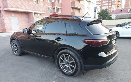 Infiniti QX70, 2015 год, 1 950 000 рублей, 4 фотография