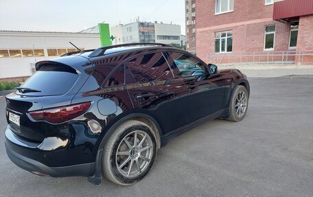 Infiniti QX70, 2015 год, 1 950 000 рублей, 3 фотография