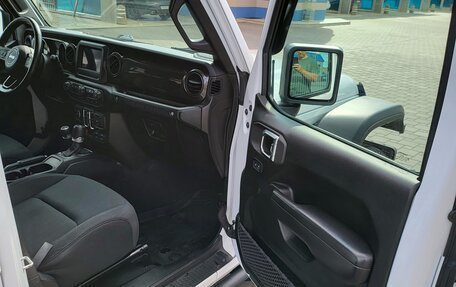 Jeep Wrangler, 2019 год, 3 800 000 рублей, 11 фотография