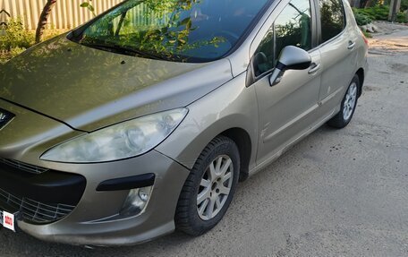 Peugeot 308 II, 2010 год, 380 000 рублей, 2 фотография