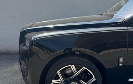 Rolls-Royce Cullinan, 2025 год, 80 000 000 рублей, 6 фотография