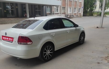 Volkswagen Polo VI (EU Market), 2013 год, 720 000 рублей, 6 фотография