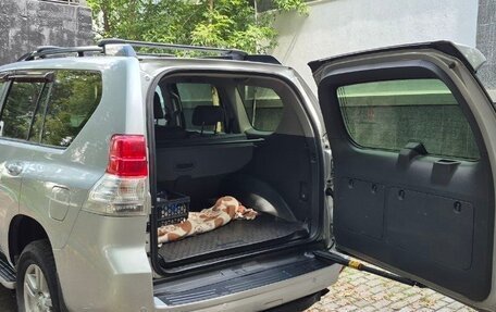 Toyota Land Cruiser Prado 150 рестайлинг 2, 2013 год, 3 000 000 рублей, 12 фотография