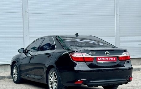 Toyota Camry, 2018 год, 2 050 000 рублей, 6 фотография