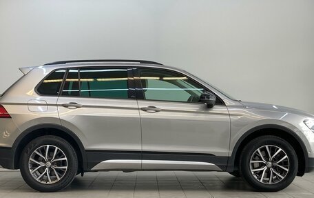 Volkswagen Tiguan II, 2019 год, 2 600 000 рублей, 4 фотография